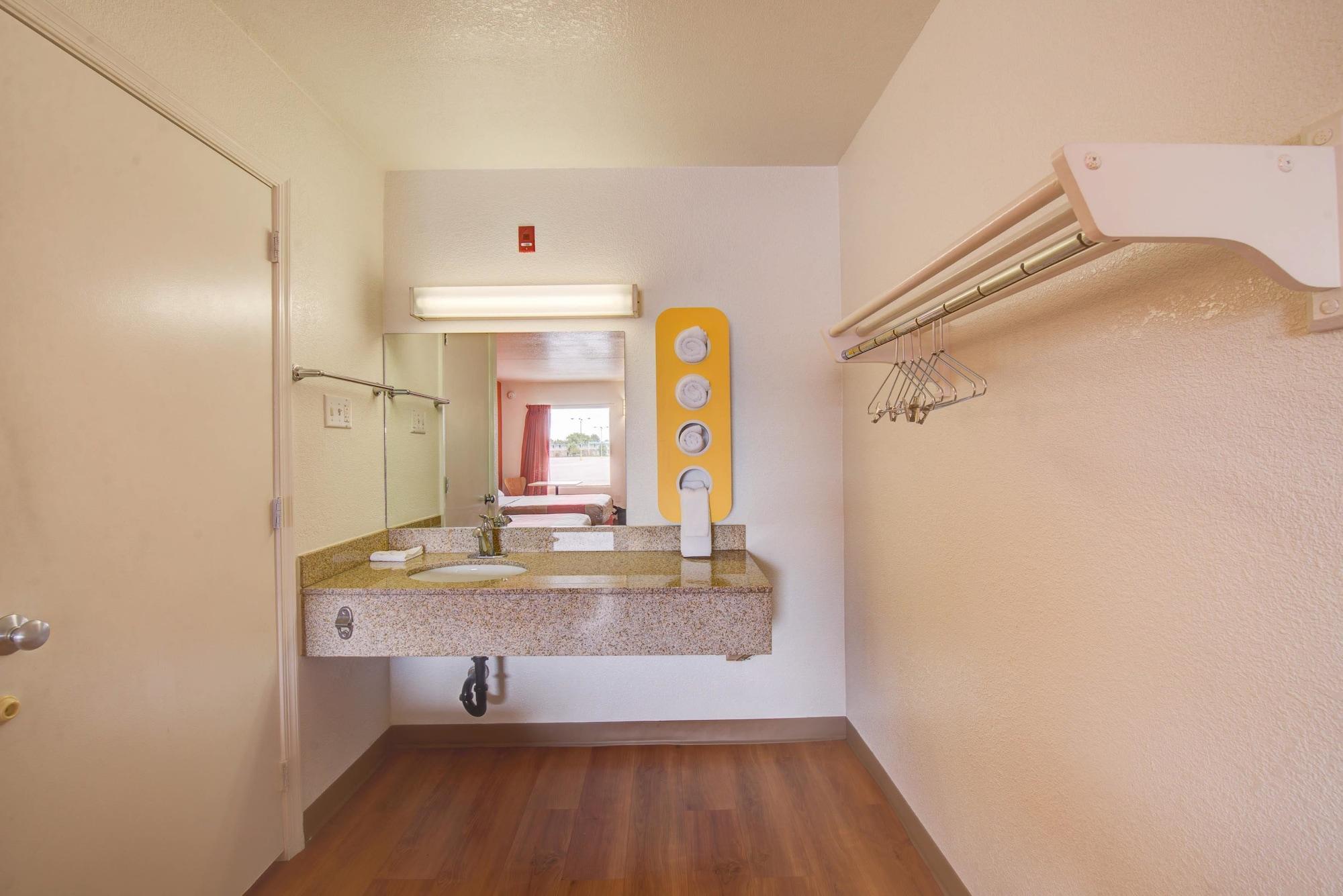 Motel 6-Norfolk, Va מראה חיצוני תמונה